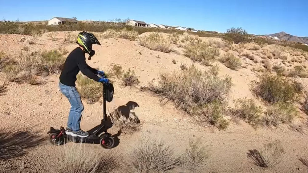 isinwheel GT1 : Le scooter tout-terrain et tout-terrain à petit budget par excellence ?