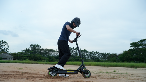 Meilleure Trottinette Électrique Tout Terrain – Top Modèles Isinwheel 2025