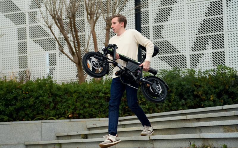 Combien pèse un vélo électrique? Guide complet