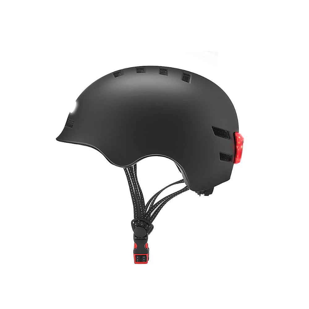 Casque de trottinette avec lumière LED